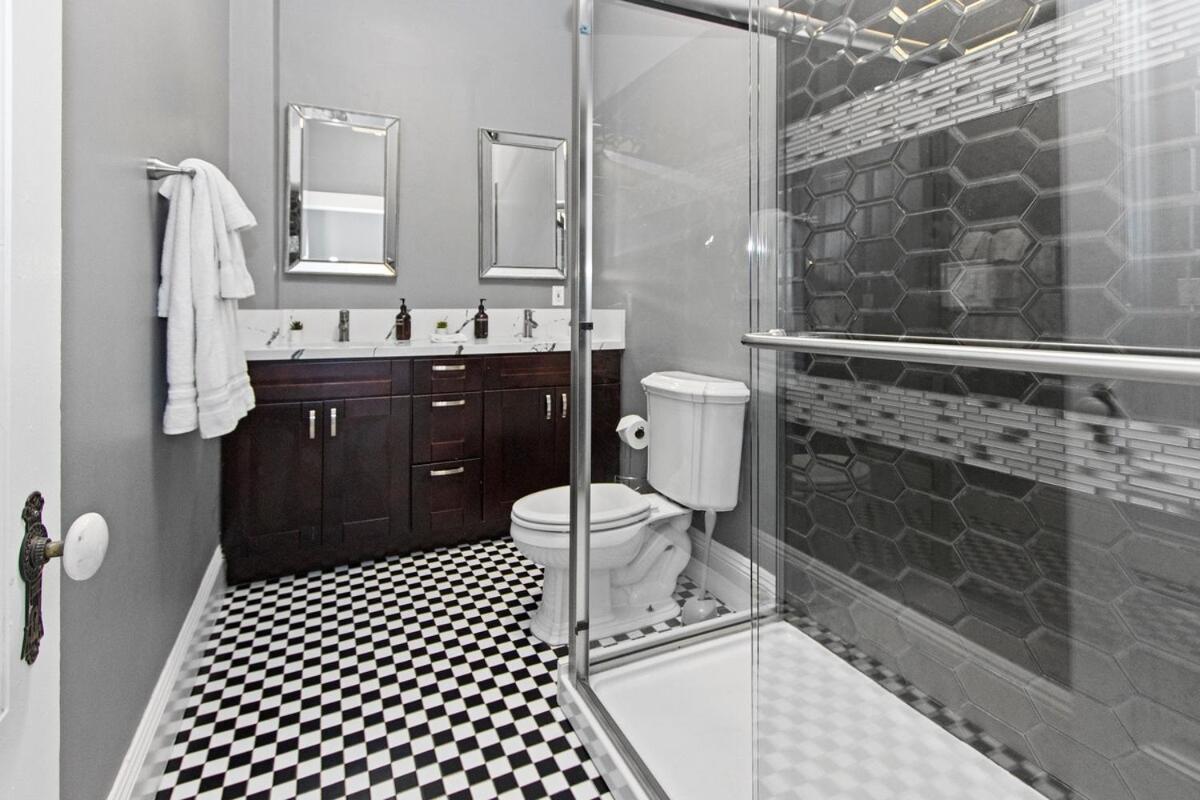 1900's Victorian Sleeps 22 8bdrm 3bath Villa San Diego
